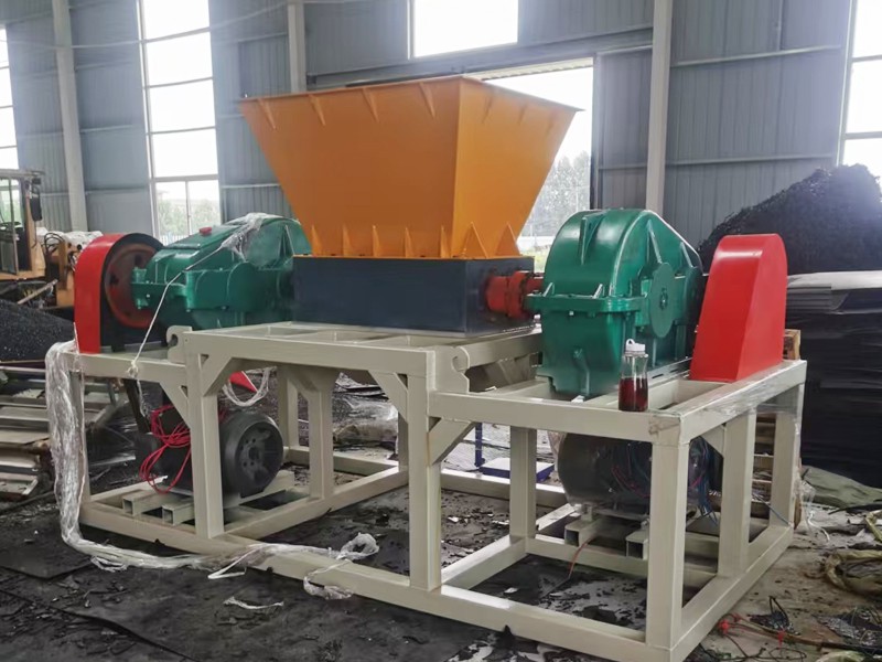 800型双轴撕碎机